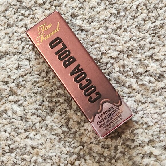 Too Faced: Cocoa Bold Em-Power Cream Lipstick: Hot Chocolate - Picture 3 of 4